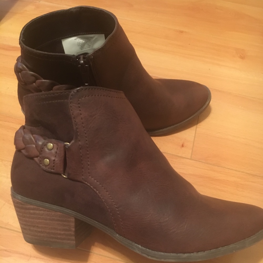 Leather & suede AE booties